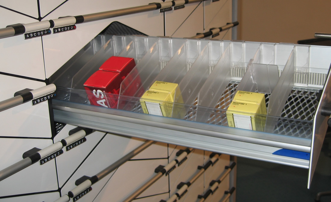 Cassettiera Farmacia